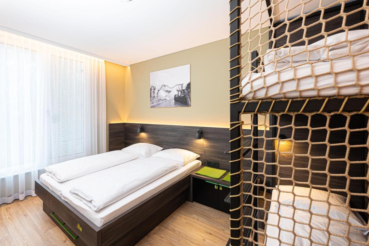 Hotel Am Park รูสท์ ภายนอก รูปภาพ