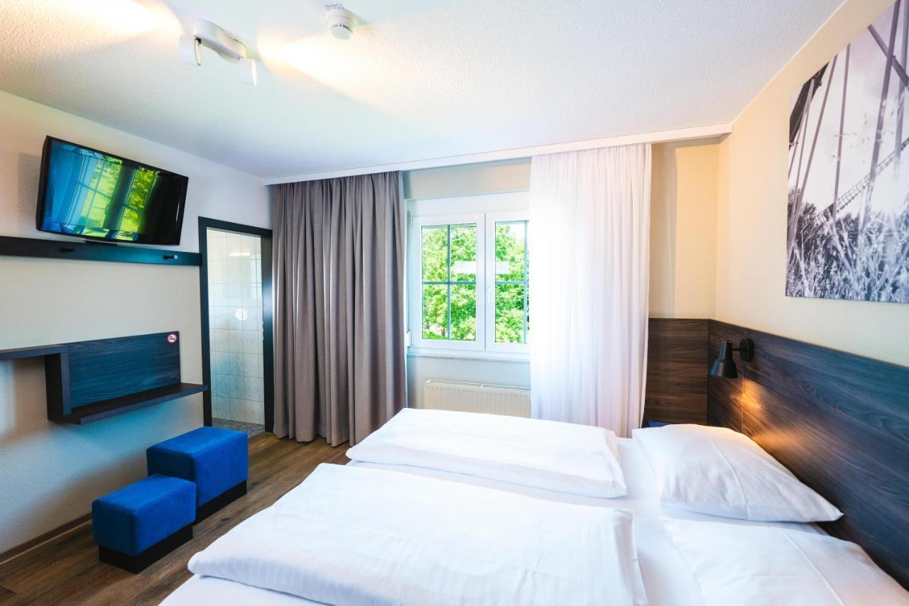 Hotel Am Park รูสท์ ภายนอก รูปภาพ