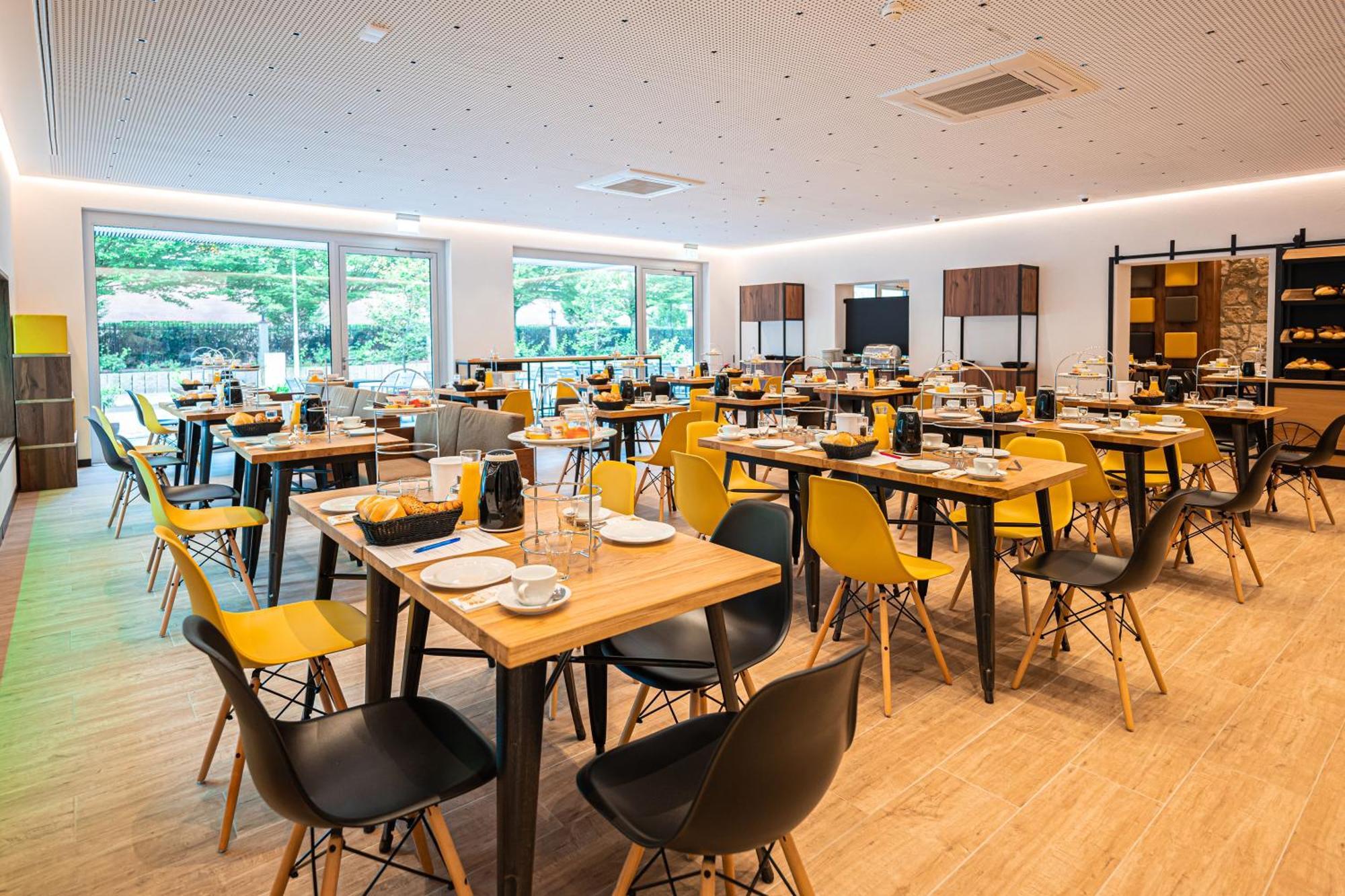 Hotel Am Park รูสท์ ภายนอก รูปภาพ